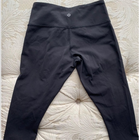 Lululemon Capri Yoga Pants - Picture 1 of 2